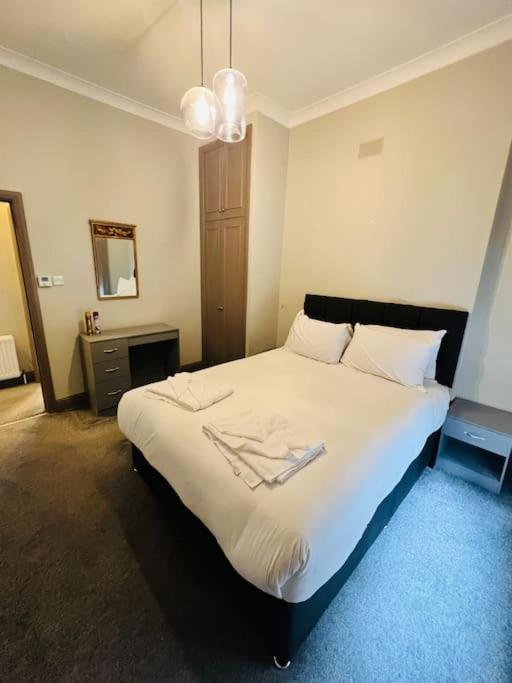 3 Notting Hill, Portobello Road-Amazing Location! Londra Exterior foto