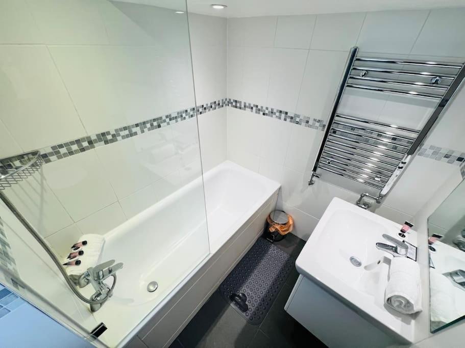 3 Notting Hill, Portobello Road-Amazing Location! Londra Exterior foto